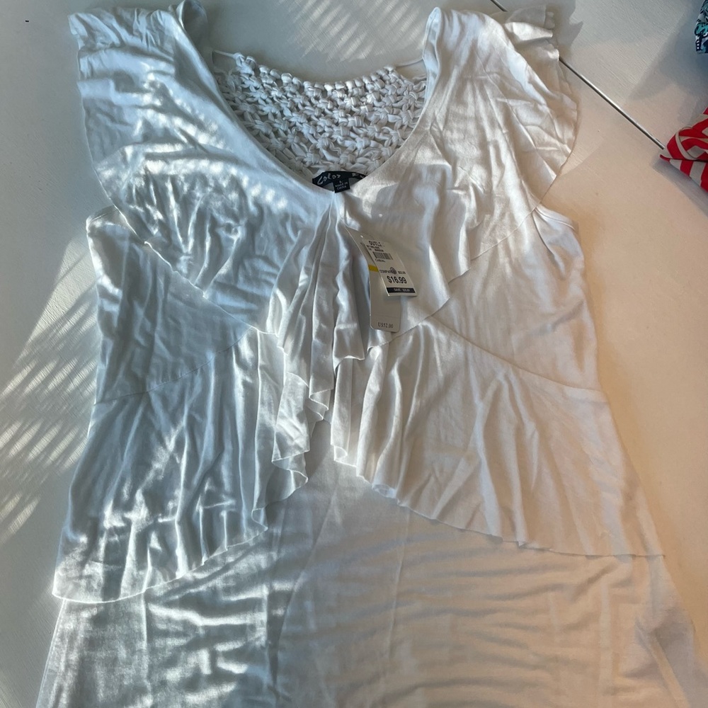 Women’s ruffle top